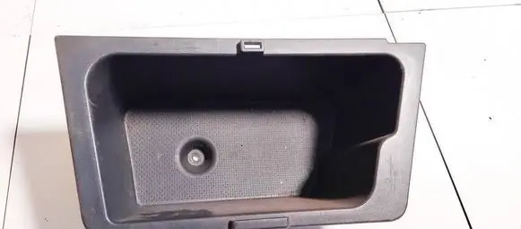 Chevrolet Captiva Glove box 96630545