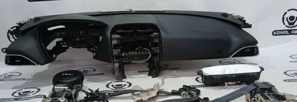 Jaguar F-Pace Dashboard GX73043B13BD GX73044A74BE AMHK83611B08CA8PVJ