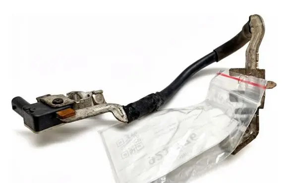 Seat Leon (5F) Negative earth cable (battery) 5Q0915181H
