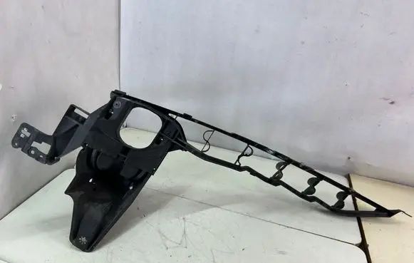 BMW X5 E70 Headlight/headlamp mounting bracket 51127157984 10503410