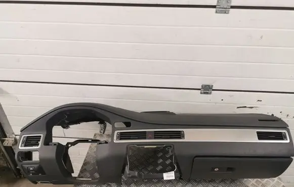 Volvo V70 Dashboard 30643307