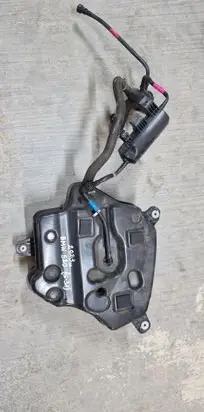 BMW 5 G30 G31 G38 AdBlue liquid reservoir 7391919 7418879