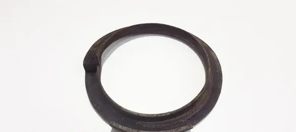BMW 5 E60 E61 Front coil spring rubber mount 31331091867 31.33-1091867