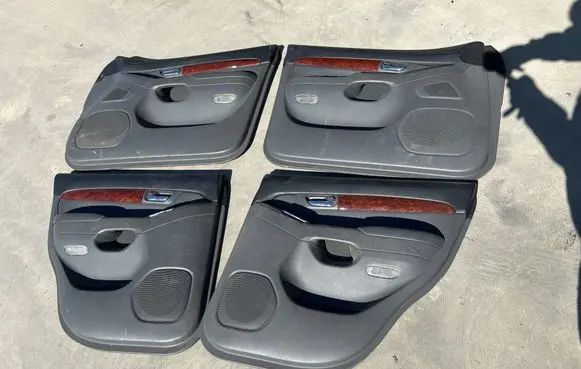 Toyota Land Cruiser (J120) Front door card panel trim 