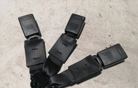 Buick Encore I Rear seatbelt buckle 42372975 42372978