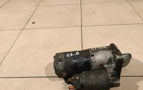 Opel Zafira B Starter motor 55353857
