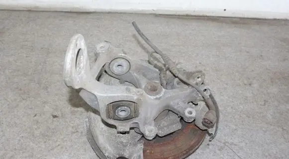 Audi A4 S4 B8 8K Rear wheel hub spindle/knuckle 