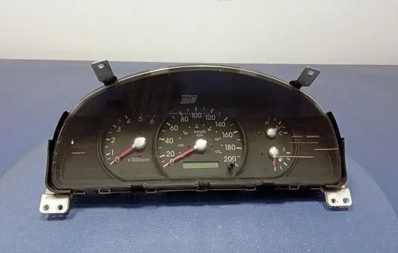 Speedometer (instrument cluster)