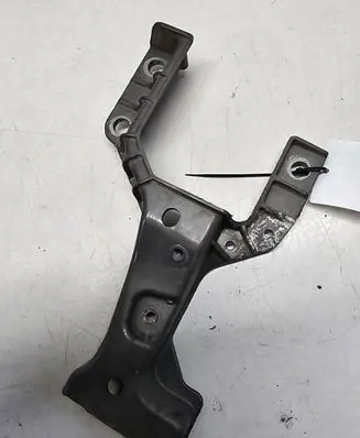 Radiator support slam panel bracket