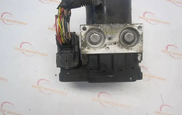 Opel Combo D ABS Pump 00051924796
