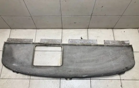 Mercedes-Benz E W123 Parcel shelf
