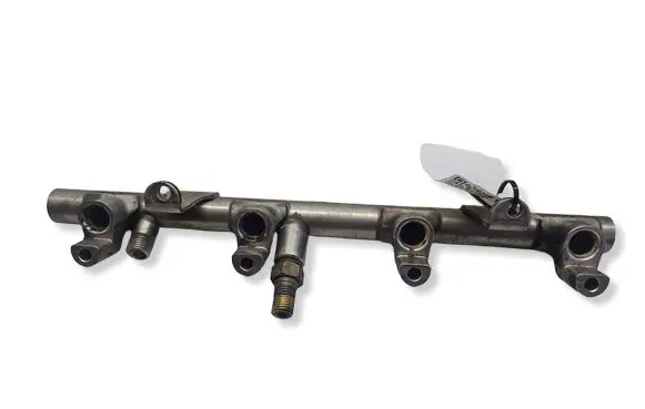 Audi Q7 4L Fuel main line pipe 079133315E