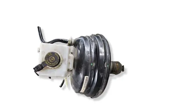 BMW X6 E71 Brake booster 32067474