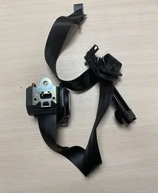 Audi A3 S3 8P Front seatbelt 604183300