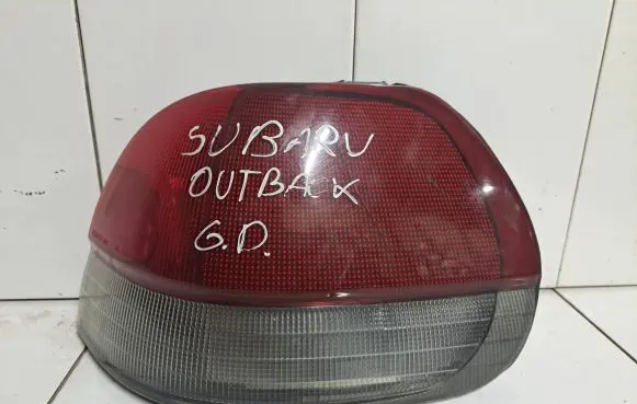 Subaru Legacy Rear/tail lights 4722