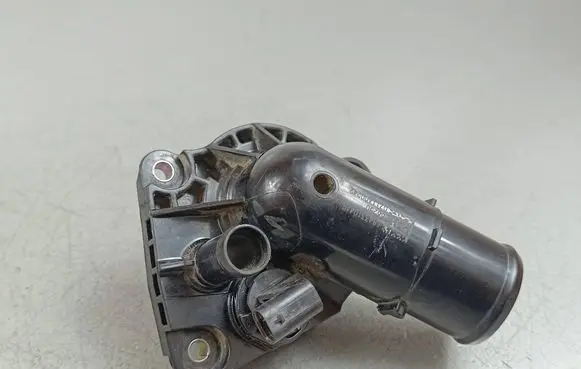 Jeep Grand Cherokee WL Thermostat/thermostat housing 68433104AB 0711A00242 66250