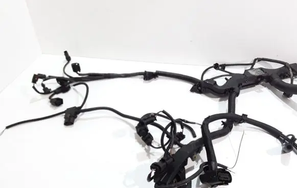 Engine installation wiring loom