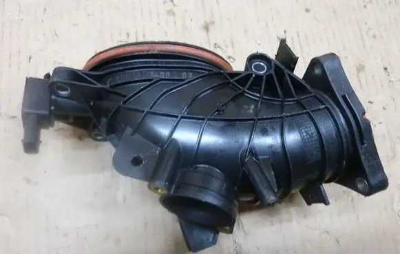Mercedes-Benz GLC C253 Air intake hose/pipe A6560901400TII