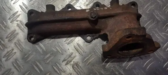 Mazda Xedos 9 Exhaust manifold