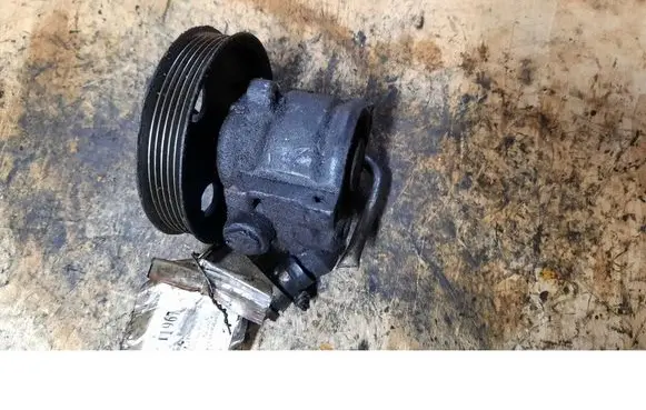 Ford Mondeo MK II Power steering pump