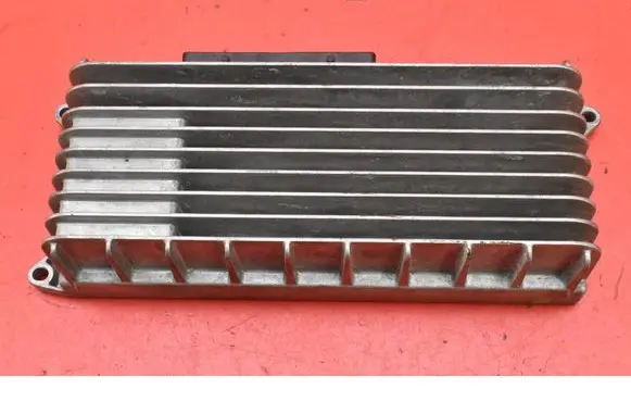 Audi A5 8T 8F Sound amplifier 8T0035223AD