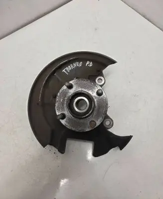 Ford Turneo Courier Front wheel hub 