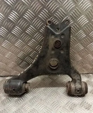 Mercedes-Benz A W169 Front lower control arm/wishbone