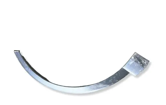 Toyota RAV 4 (XA40) Fender trim (molding) 