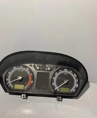 Skoda Fabia Mk1 (6Y) Speedometer (instrument cluster) 6Y0920881M 11008025313