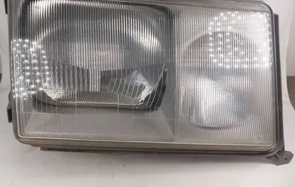 Mercedes-Benz E W124 Headlight/headlamp 12985200