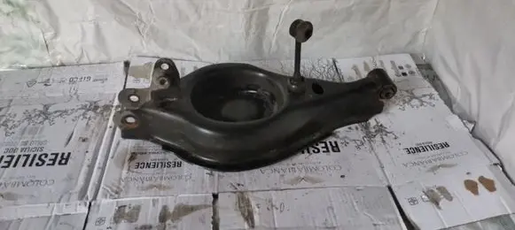 Chevrolet Captiva Coil spring/strut mount 
