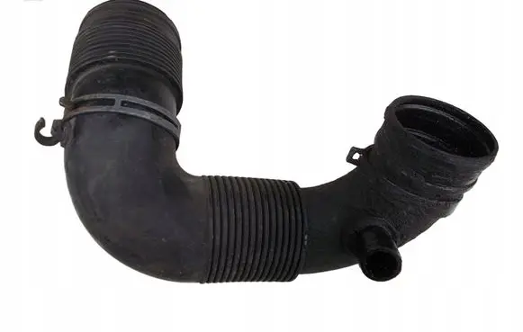 Air intake hose/pipe