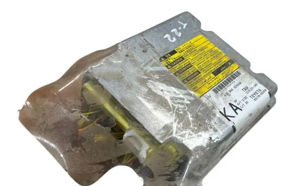 Toyota Avensis T270 Airbag control unit/module 8917005250 219122103