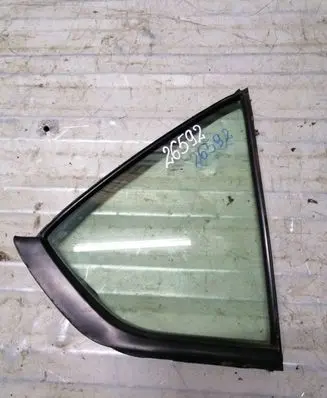 Toyota Prius (XW10) Rear vent window glass E643R00122