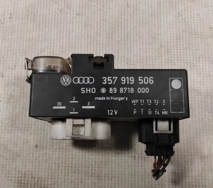 Volkswagen Sharan Coolant fan relay 357919506 898718000