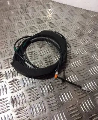 Lexus IS 200-300 Loading door cable line 