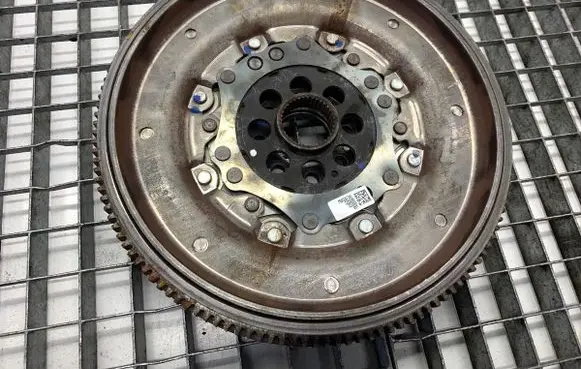 Cupra Formentor Dual mass flywheel 05L105266J