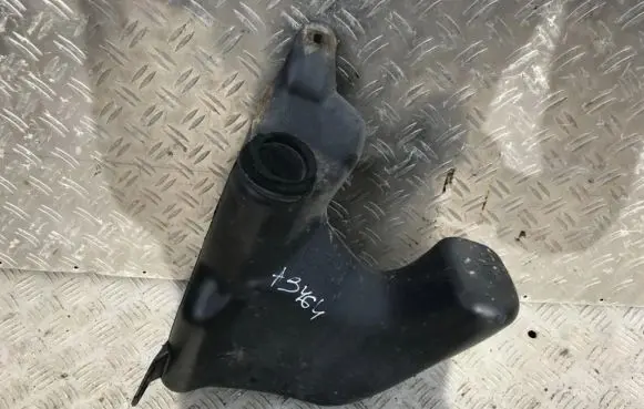 Chrysler Voyager Intake resonator 4612948