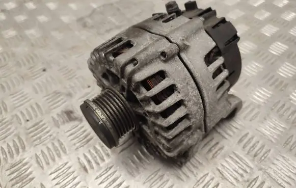 BMW 3 F30 F35 F31 Generator/alternator 12317823343 12318578609 12317823344