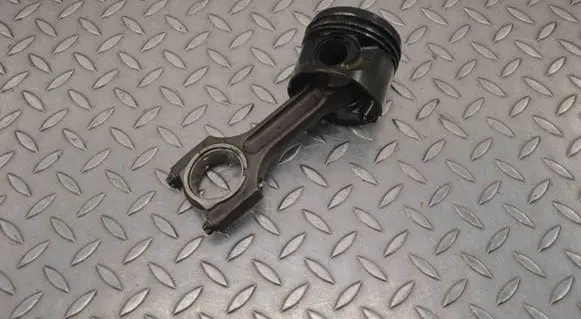 BMW X5 E70 Piston 512K99