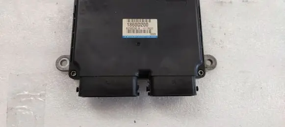 Mitsubishi Outlander Engine control unit/module 1860D200 8X20 E6T80790