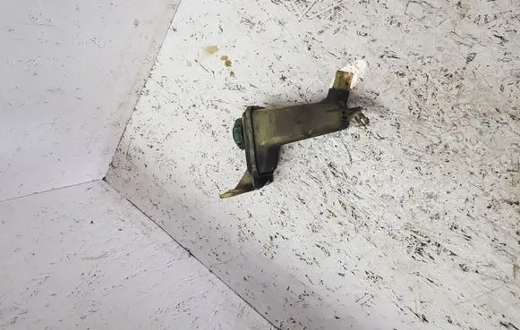 Audi A4 S4 B5 8D Power steering fluid tank/reservoir 8D0422372C