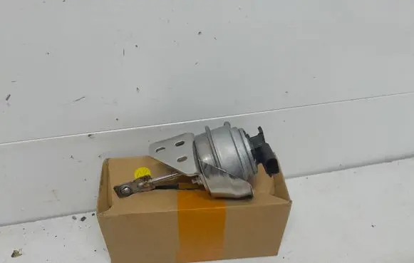 Audi Q3 8U Turbine electric control actuator 78756308 787563