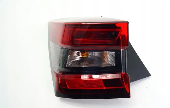 Nissan Juke II F16 Rear/tail lights 265556PA0A
