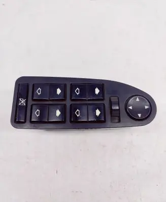 BMW 5 E39 Electric window control switch 8368966