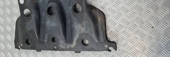 KIA Sorento Engine splash shield/under tray