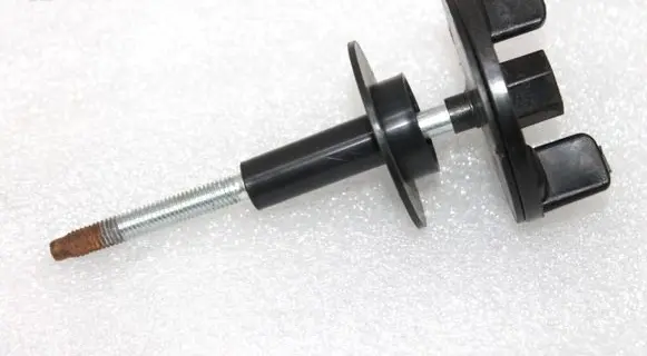 Alfa Romeo Giulietta Spare wheel bolt 51814167 51814156