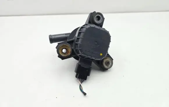 Toyota Prius (XW30) Electric auxiliary coolant/water pump 0904052010