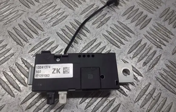 Opel Insignia A Sound amplifier 13241374