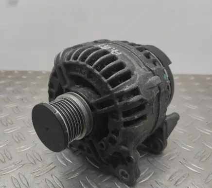 Audi A4 S4 B8 8K Generator/alternator 03G903016E 0124525114